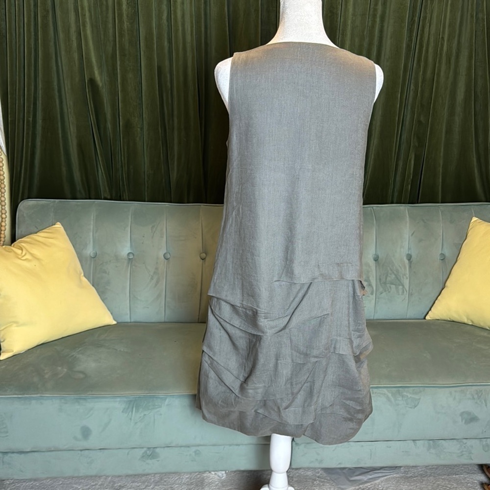Chalet Layered Gray Sleeveless Dress - Picture 5 of 5